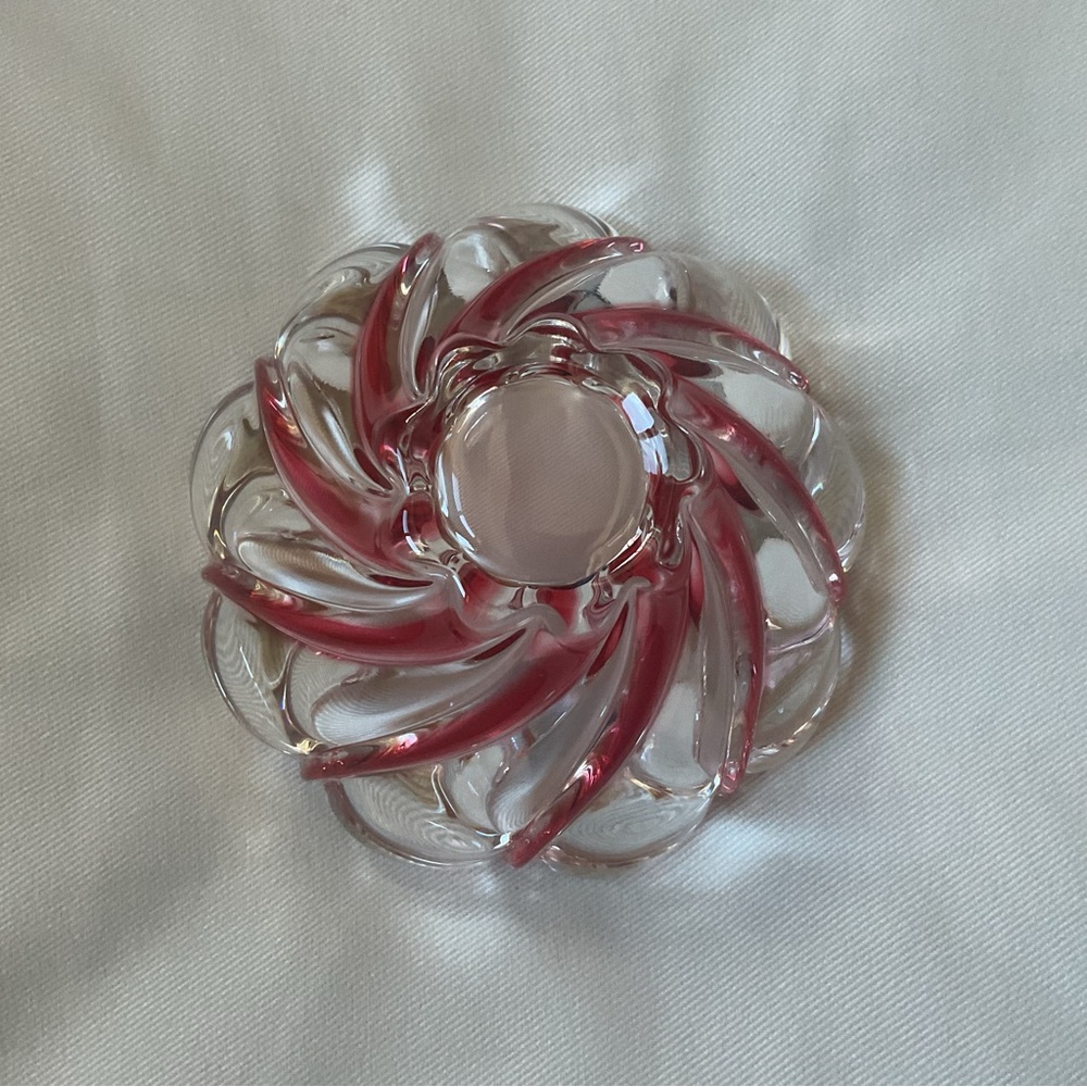 Vintage Mikasa Germany Peppermint Red Swirl Glass Bowl Candy Cane Scalloped Dish - Picture 3 of 6